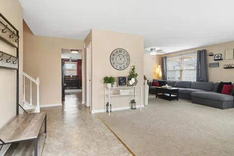 1032 West Park Place Drive Bartlett IL 60103