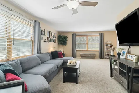 1032 West Park Place Drive Bartlett IL 60103