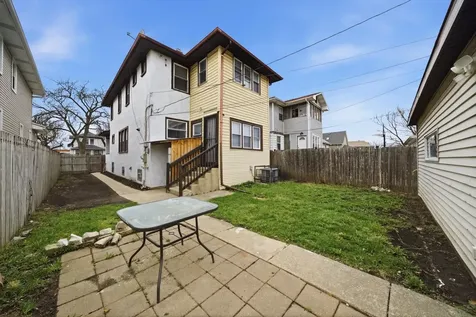 1113 South 7th Avenue Maywood IL 60153