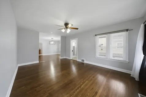 1113 South 7th Avenue Maywood IL 60153