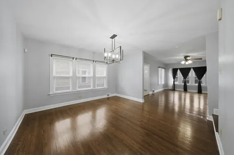 1113 South 7th Avenue Maywood IL 60153