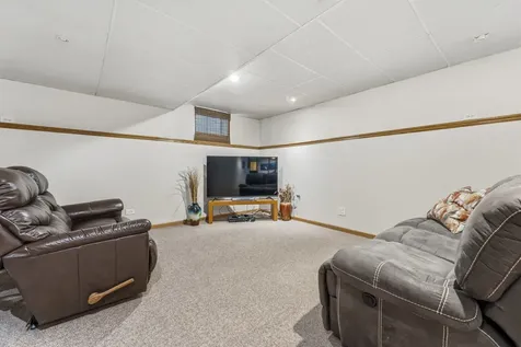 801 Delphia Avenue Elk Grove Village IL 60007