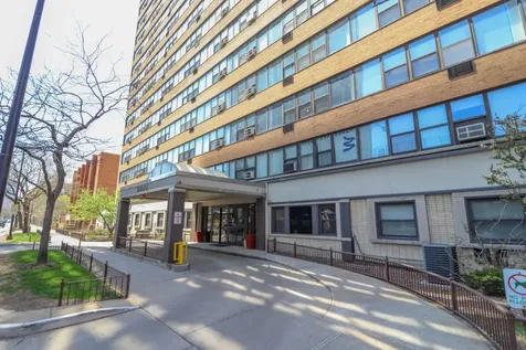 6030 North Sheridan Road Chicago IL 60660