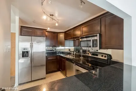 211 East Ohio Street Chicago IL 60611