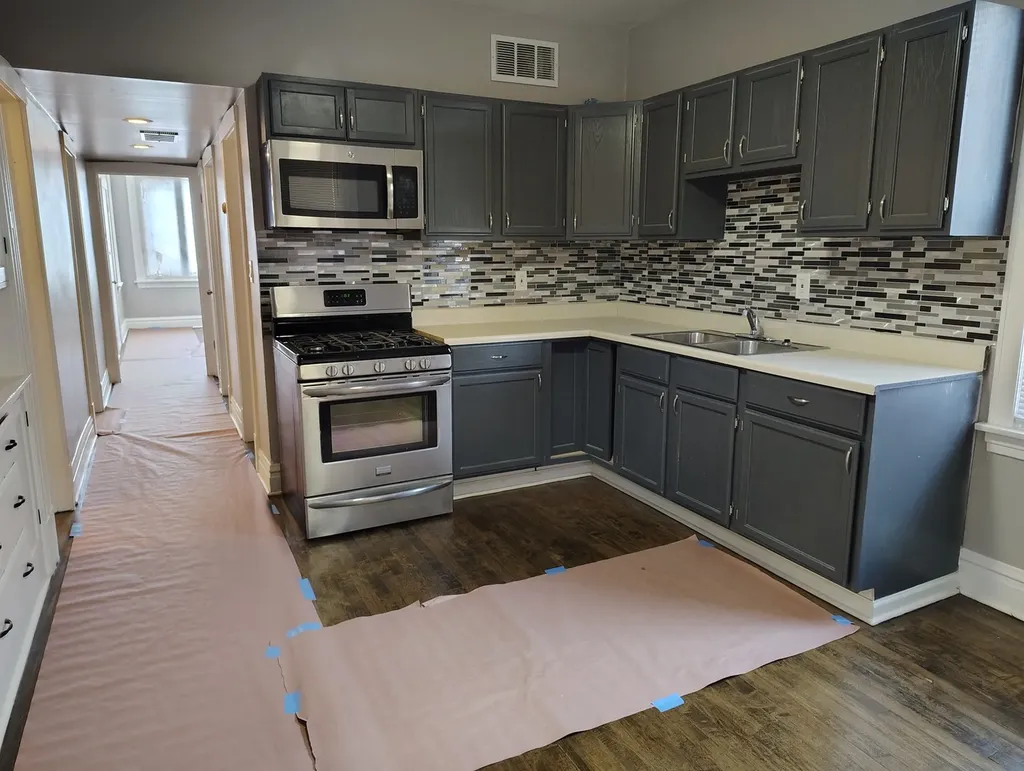 5032 South Kolin Avenue Chicago IL 60632
