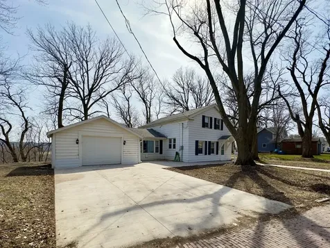 1704 Main Street Peru IL 61354