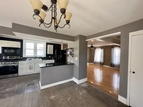 1704 Main Street Peru IL 61354