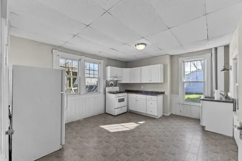 615 44TH Street Rock Island IL 61201