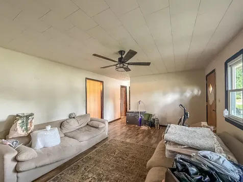 811 North East Street Leroy IL 61752