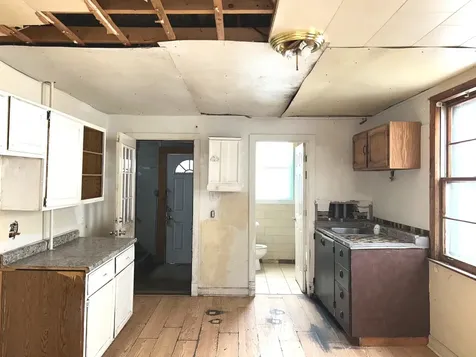 12557 Ann Street Blue Island IL 60406
