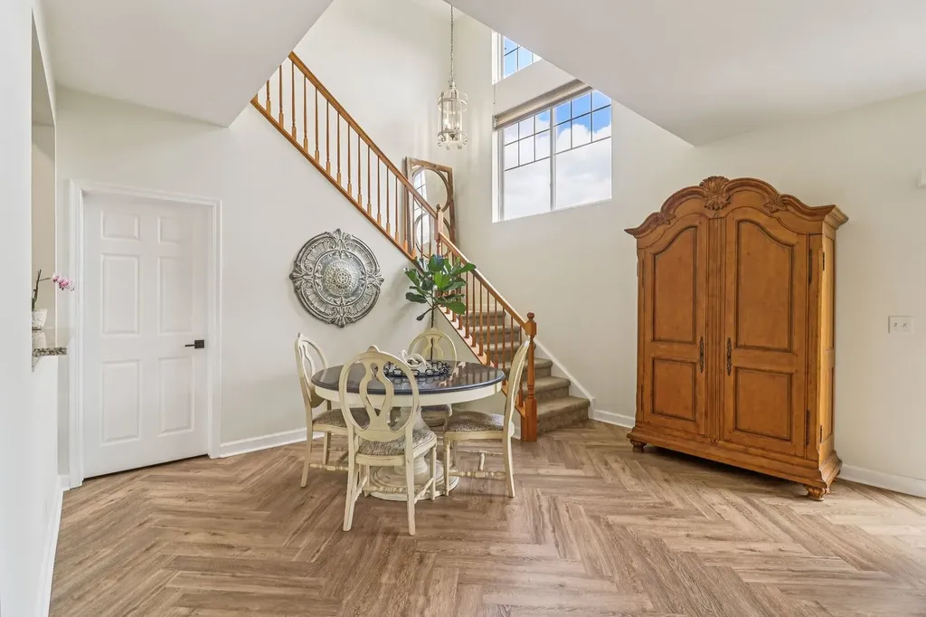 1195 Mark Court Antioch IL 60002