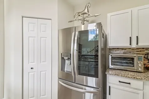 1195 Mark Court Antioch IL 60002