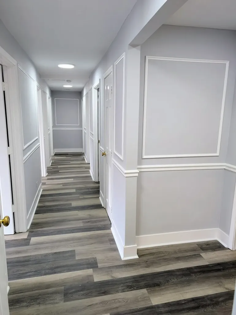 1S085 Summit Avenue Oakbrook Terrace IL 60181