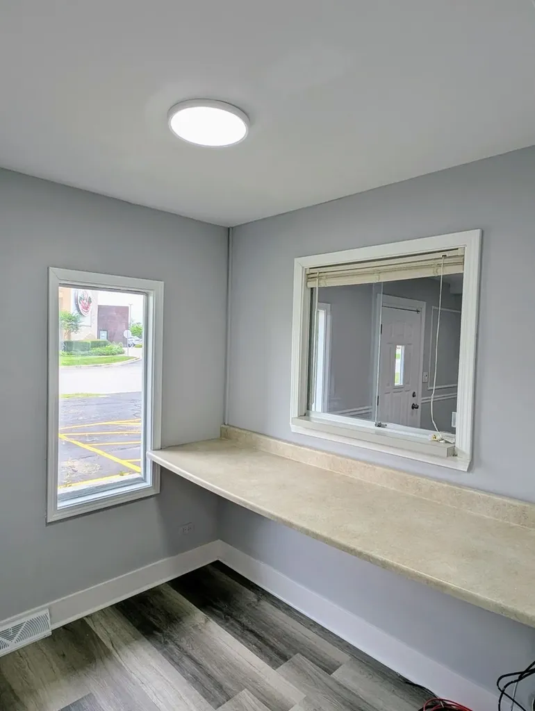 1S085 Summit Avenue Oakbrook Terrace IL 60181