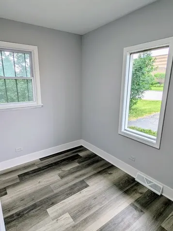 1S085 Summit Avenue Oakbrook Terrace IL 60181