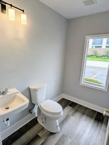 1S085 Summit Avenue Oakbrook Terrace IL 60181