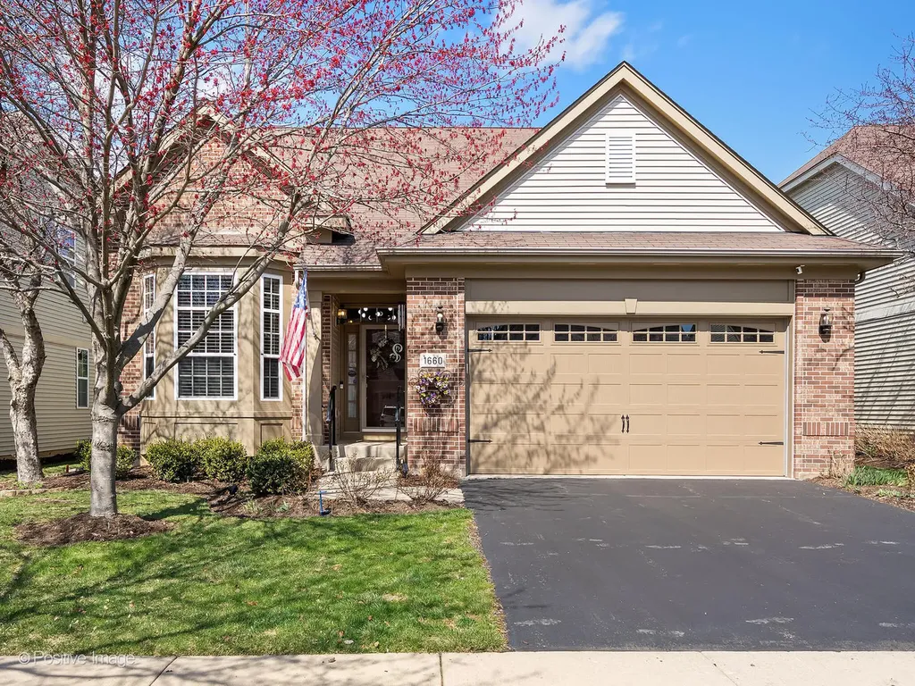 1660 Briarheath Drive Aurora IL 60505
