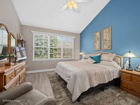1660 Briarheath Drive Aurora IL 60505