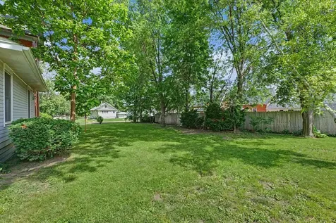 615 North William Street Farmer City IL 61842