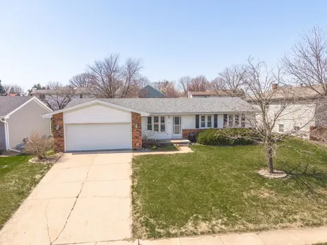 1312 Nicki Drive Bloomington IL 61704