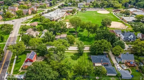 322 South Elm Street Itasca IL 60143
