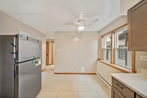 18 East 137th Street Riverdale IL 60827