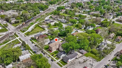 18 East 137th Street Riverdale IL 60827