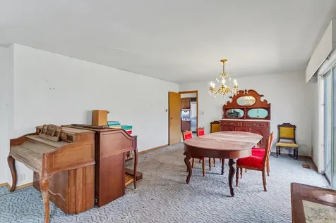 404 Oak Drive Roberts IL 60962