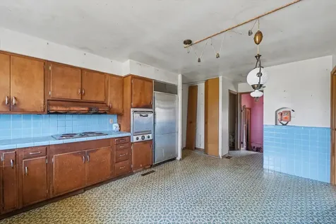 404 Oak Drive Roberts IL 60962