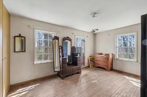 404 Oak Drive Roberts IL 60962