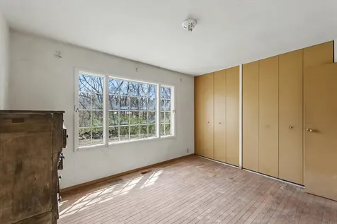 404 Oak Drive Roberts IL 60962