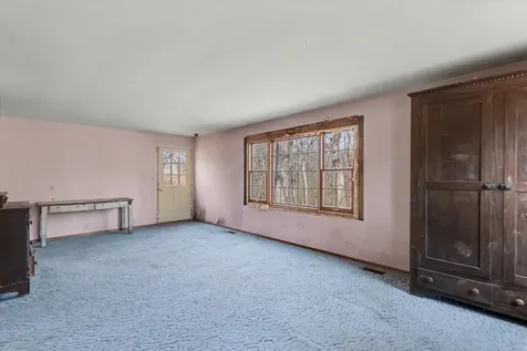 404 Oak Drive Roberts IL 60962