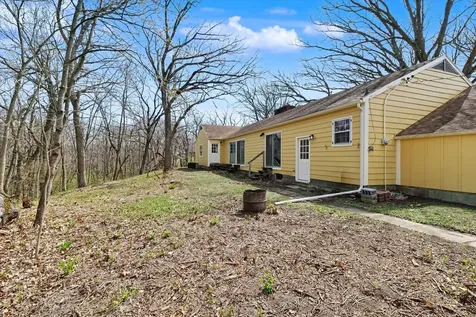 404 Oak Drive Roberts IL 60962