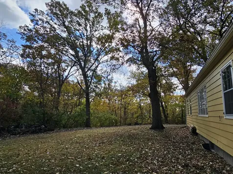 404 Oak Drive Roberts IL 60962