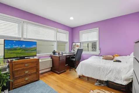 2147 Ridge Avenue Evanston IL 60201