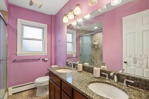 2147 Ridge Avenue Evanston IL 60201