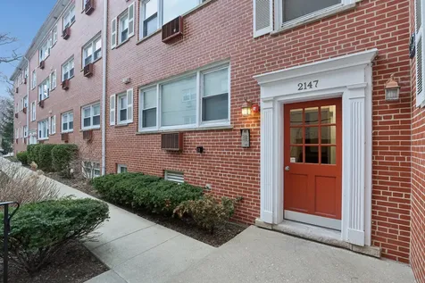 2147 Ridge Avenue Evanston IL 60201