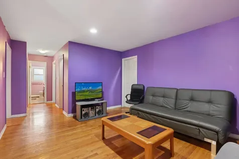 2147 Ridge Avenue Evanston IL 60201