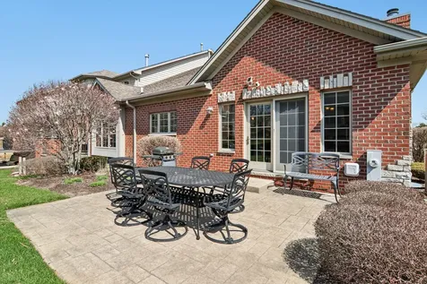 9215 Friar Way Frankfort IL 60423