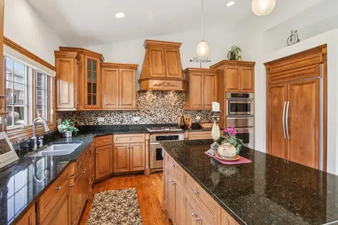 9215 Friar Way Frankfort IL 60423