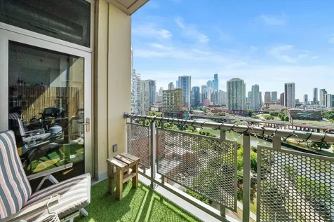 700 North Larrabee Street Chicago IL 60654