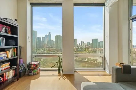 700 North Larrabee Street Chicago IL 60654