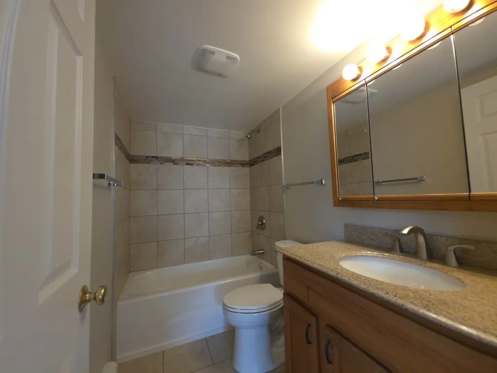 412 East Bailey Road Naperville IL 60565