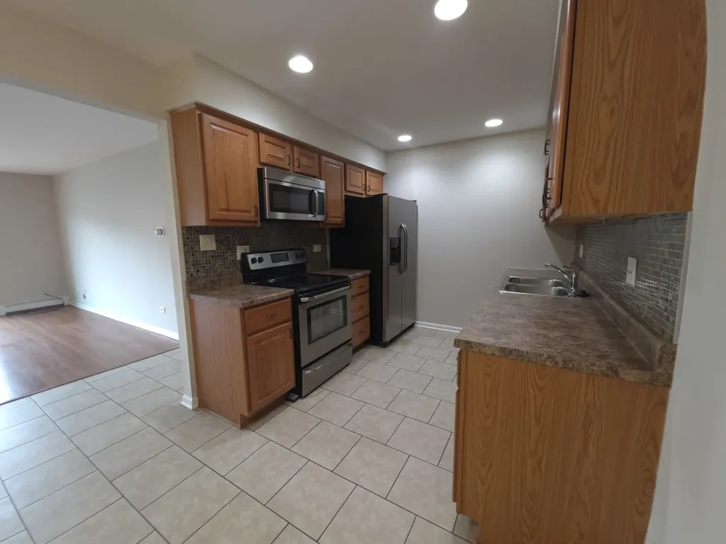 412 East Bailey Road Naperville IL 60565