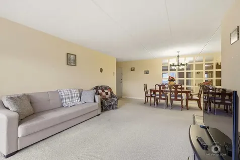 588 Fairway View Drive Wheeling IL 60090