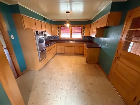 12501 South Throop Street Calumet Park IL 60827