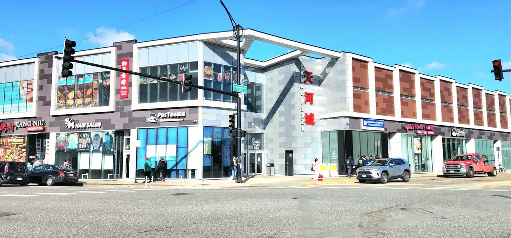 2252 South Canal Street Chicago IL 60616