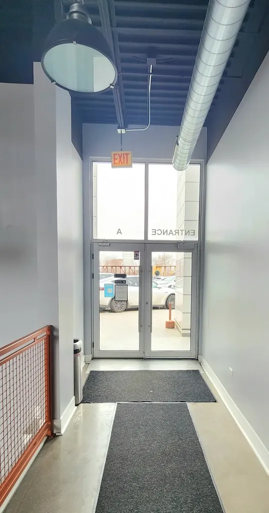 2252 South Canal Street Chicago IL 60616