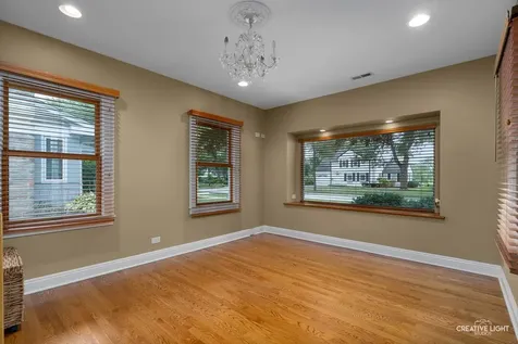 1211 James Street Geneva IL 60134