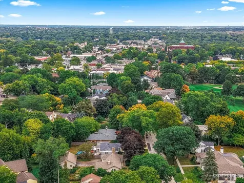 1211 James Street Geneva IL 60134